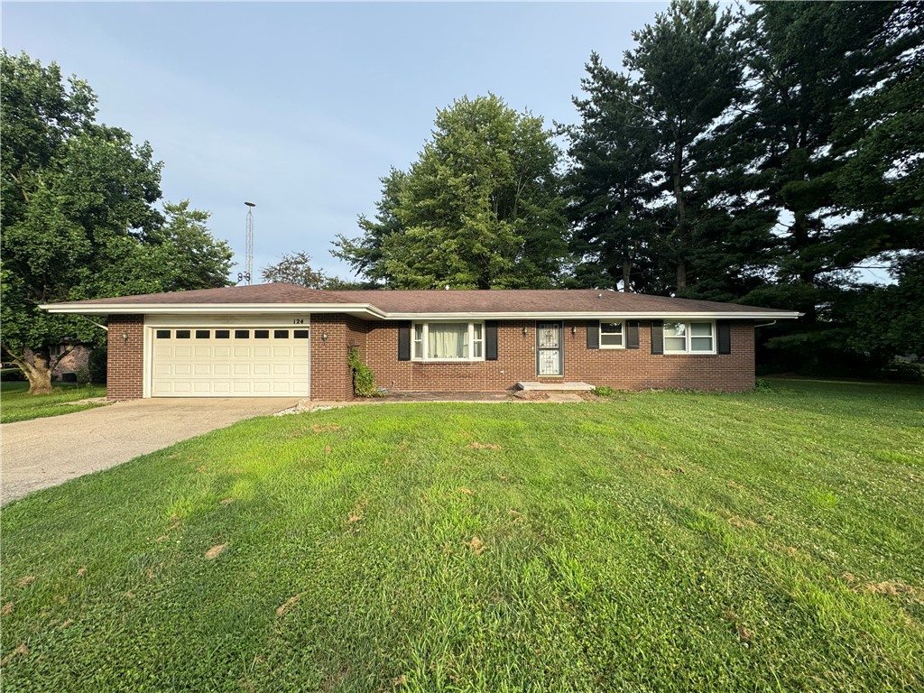 124 Woodlawn Drive Property Photo 1