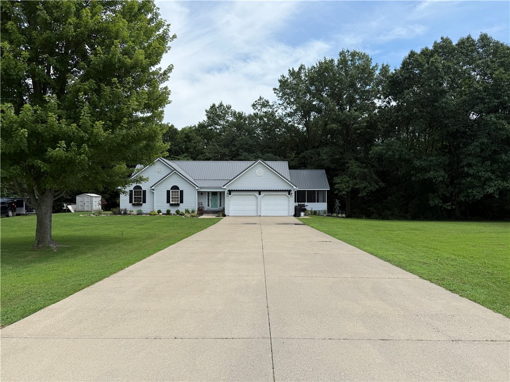 211 Brush Creek Drive Property Photo 1