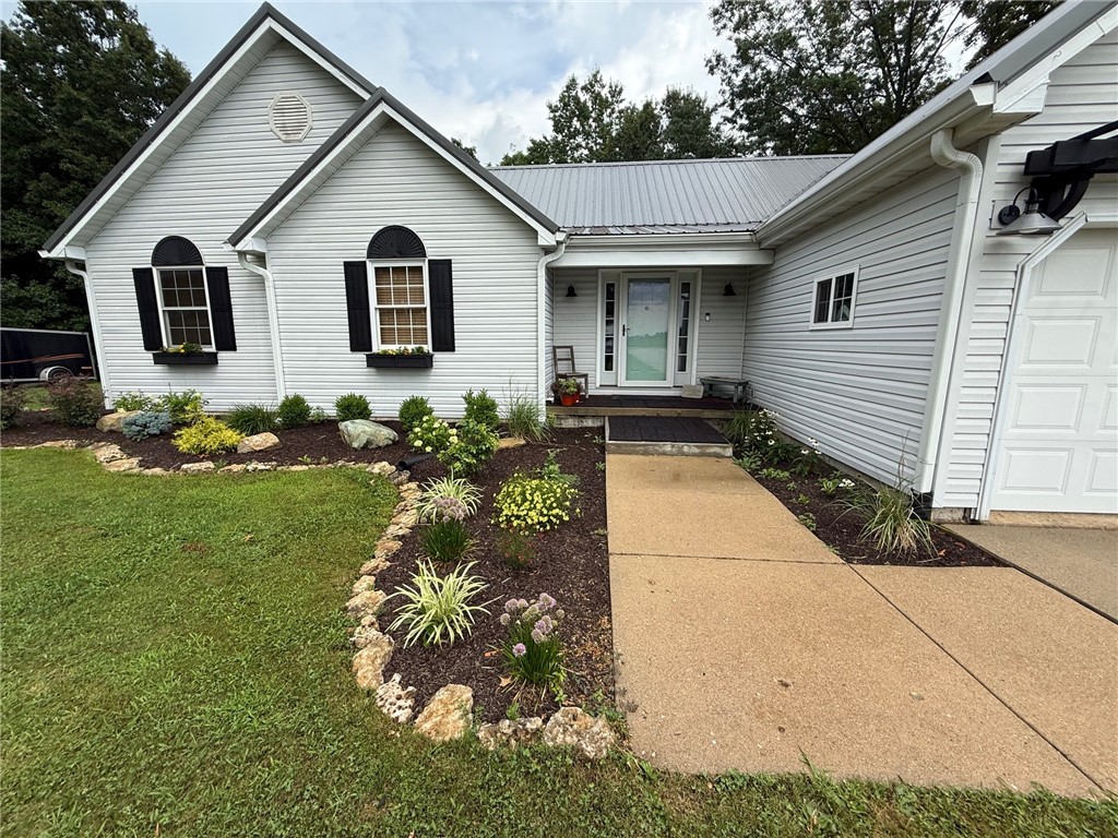 211 Brush Creek Drive Property Photo 6