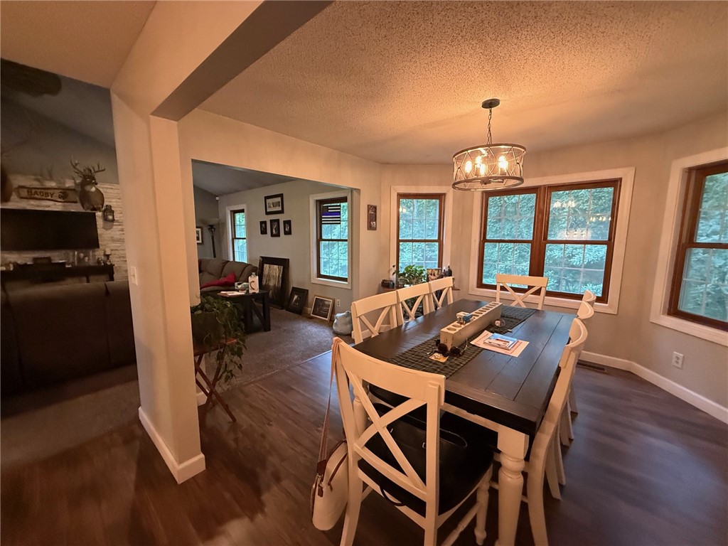 211 Brush Creek Drive Property Photo 15