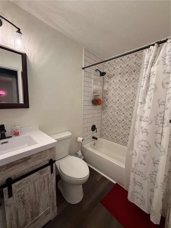 211 Brush Creek Drive Property Photo 26