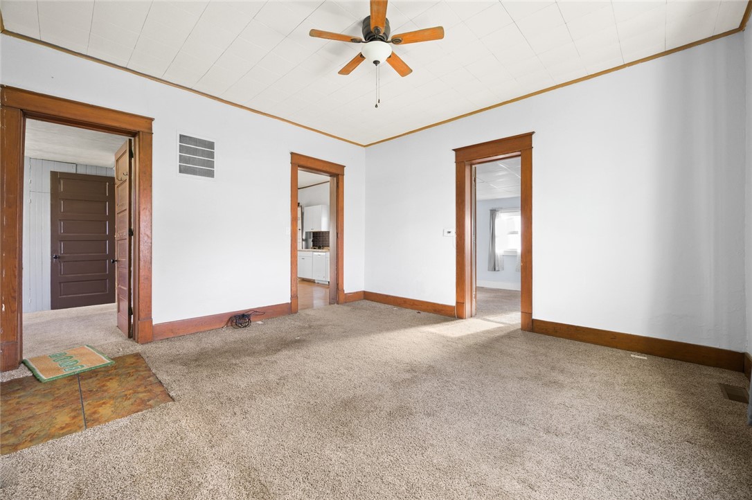 1612 S Jefferson Street Property Photo 6