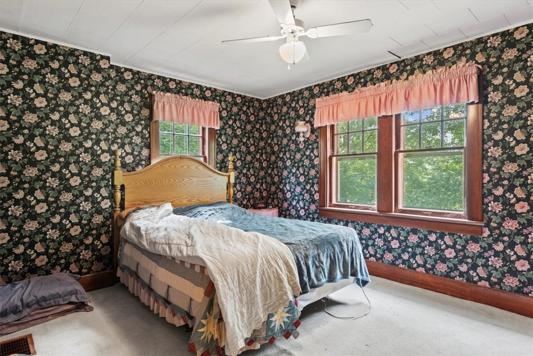 114 E North Street Property Photo 21