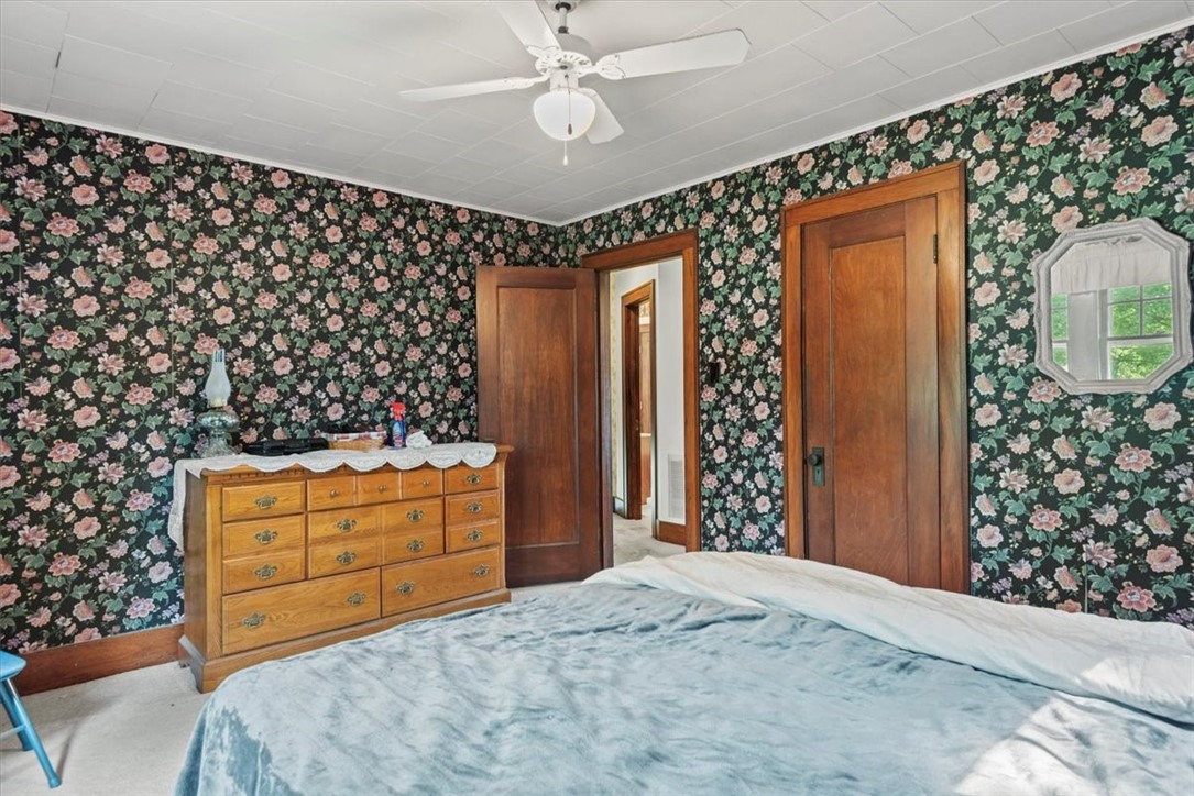 114 E North Street Property Photo 23