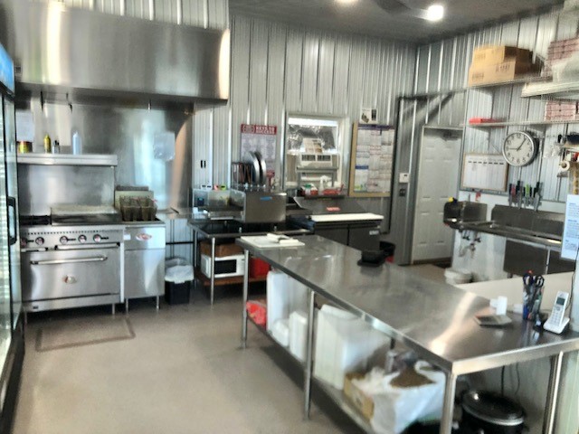 207 Carlton Street Property Photo 21
