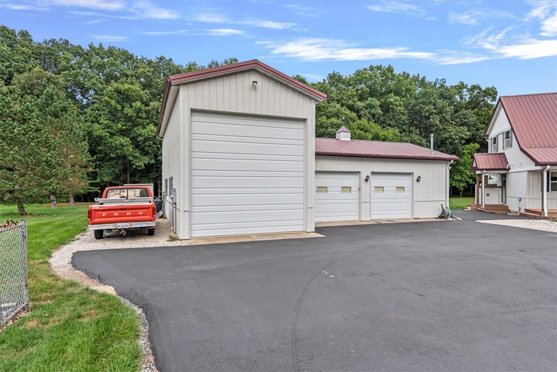 1682 N 2175 East Road Property Photo 6