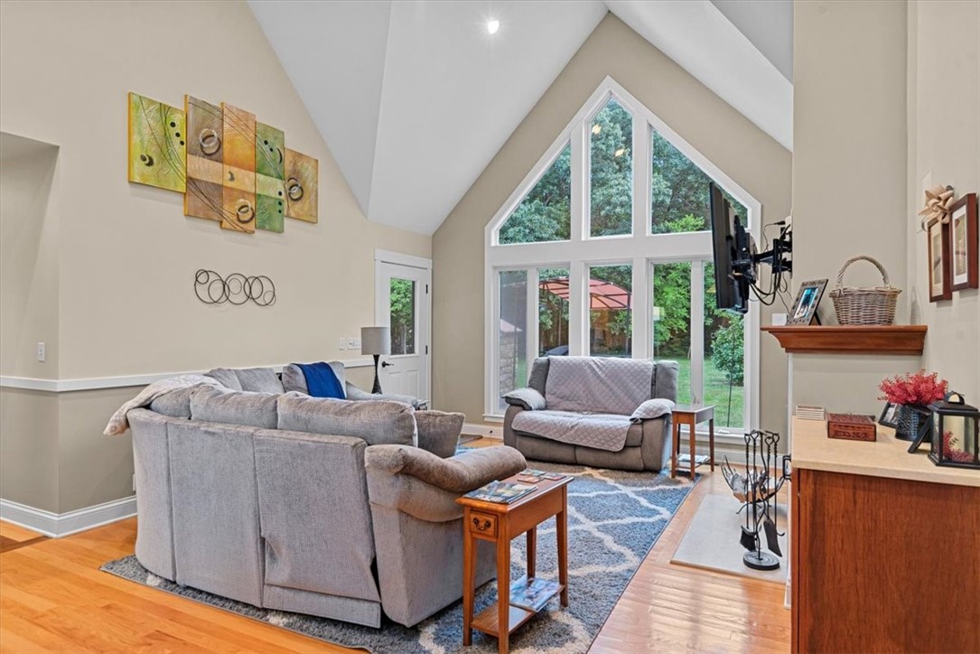 1682 N 2175 East Road Property Photo 11