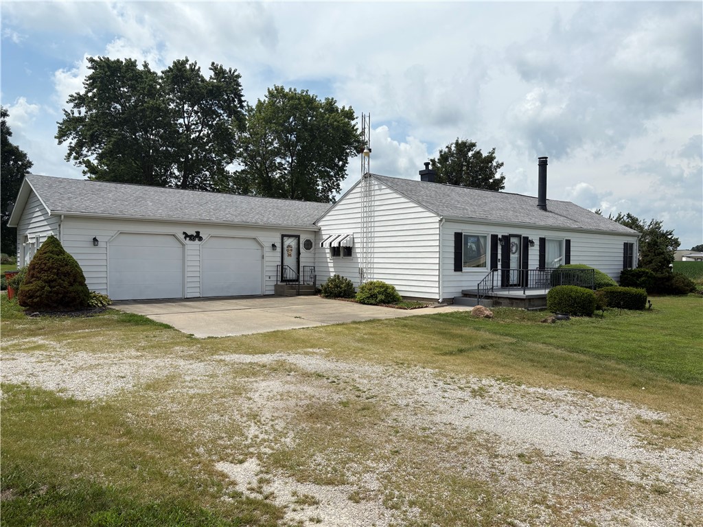 1622 State Highway 16 Property Photo 1