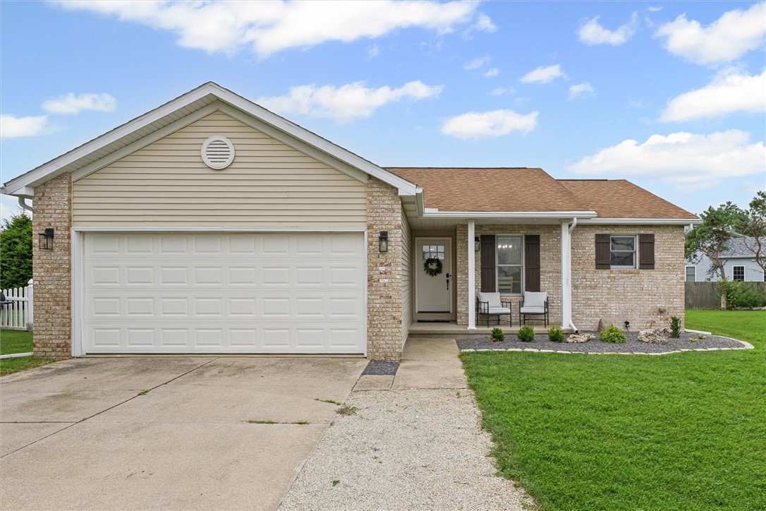 1109 Meadow View Court Property Photo 1