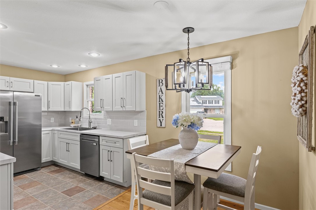 1109 Meadow View Court Property Photo 12