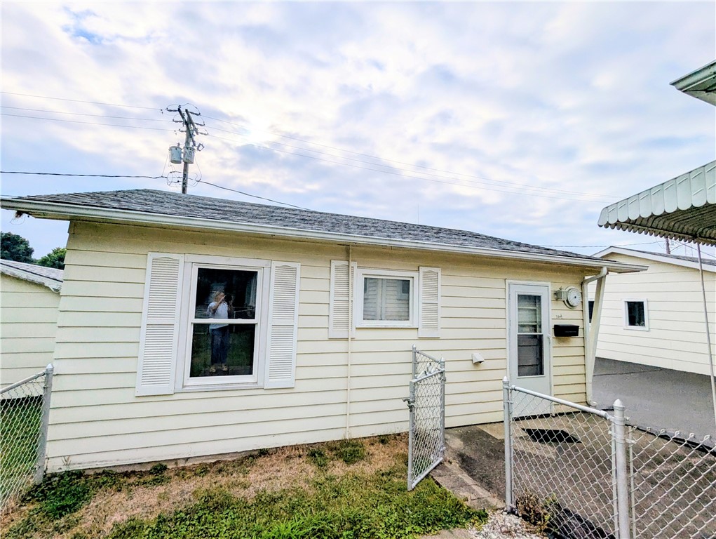 210 S Walnut Street Property Photo 15