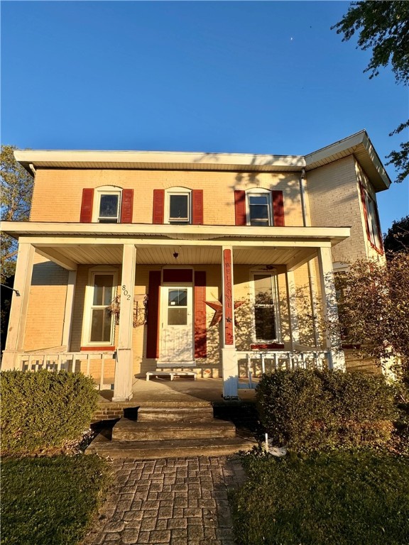 802 Locust Avenue Property Photo 1