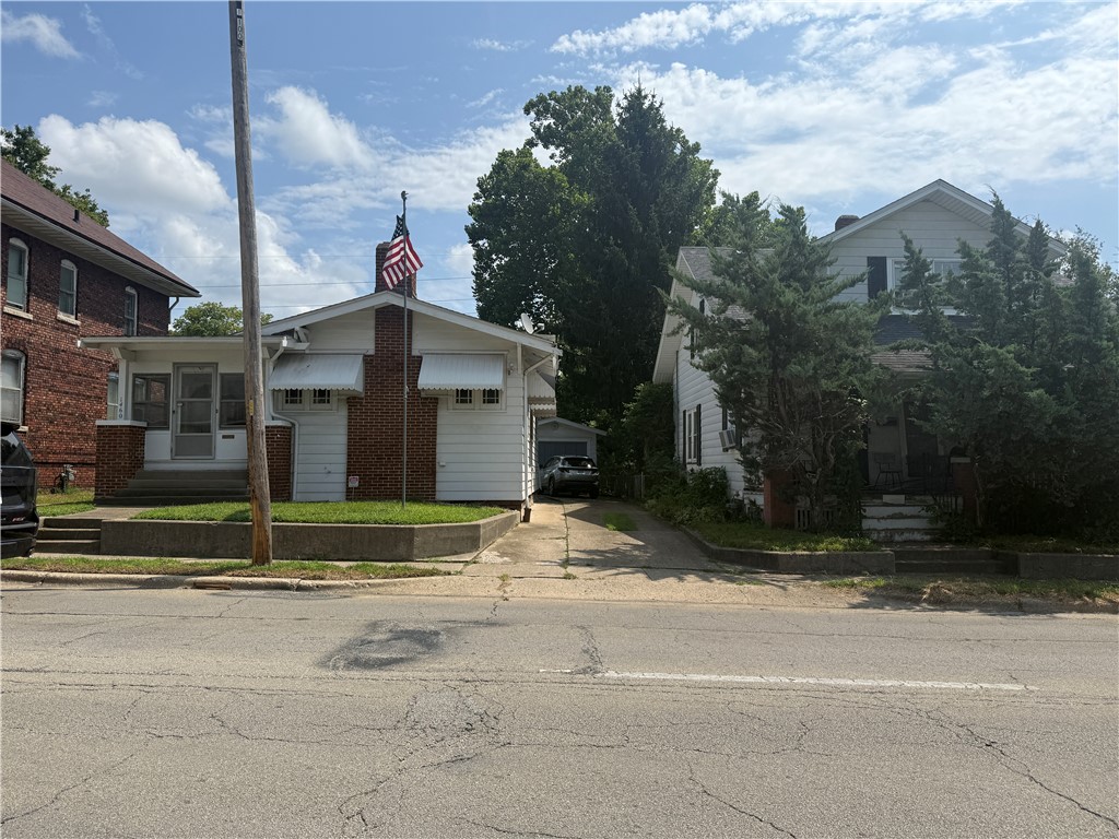 1460 N Monroe Street Property Photo 1