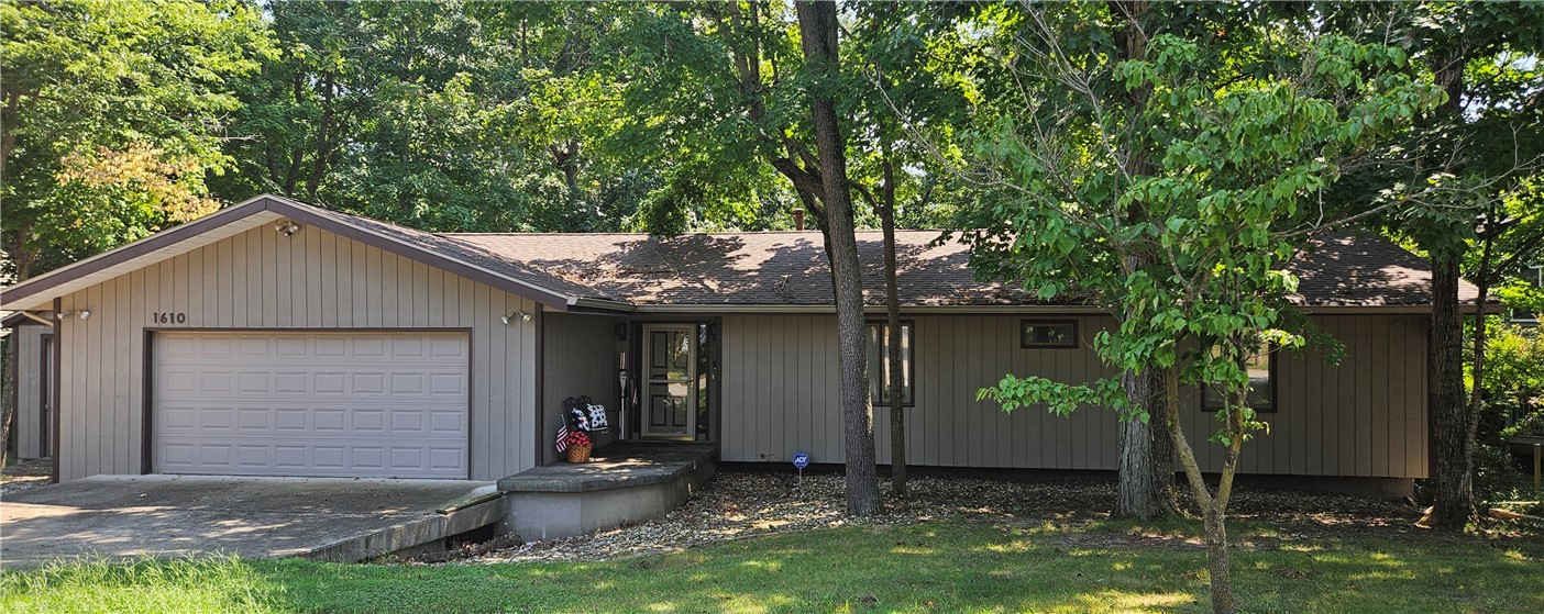 1610 Robin Court Property Photo 1