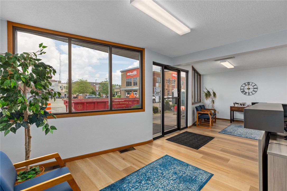 115 W Section Avenue Property Photo 24