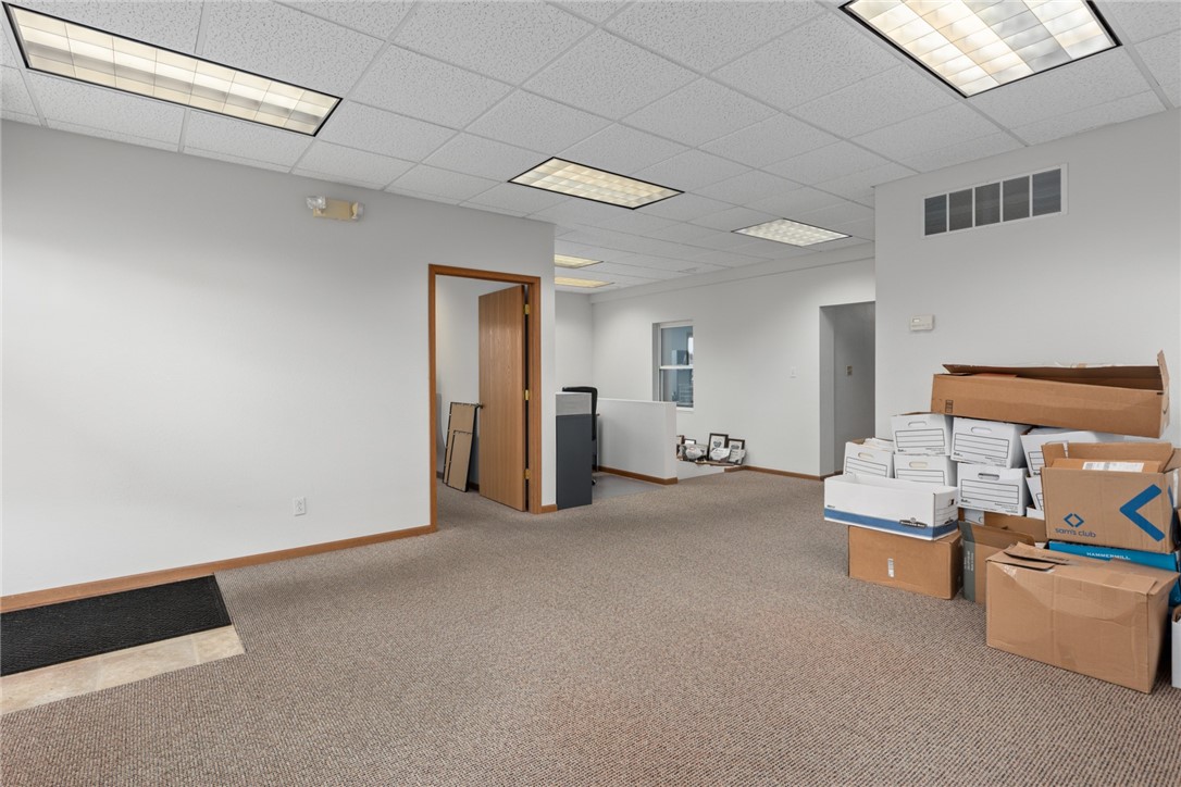 115 W Section Avenue Property Photo 32