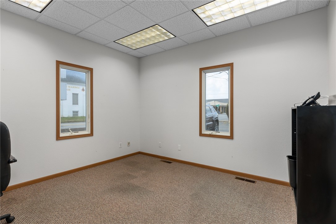 115 W Section Avenue Property Photo 33
