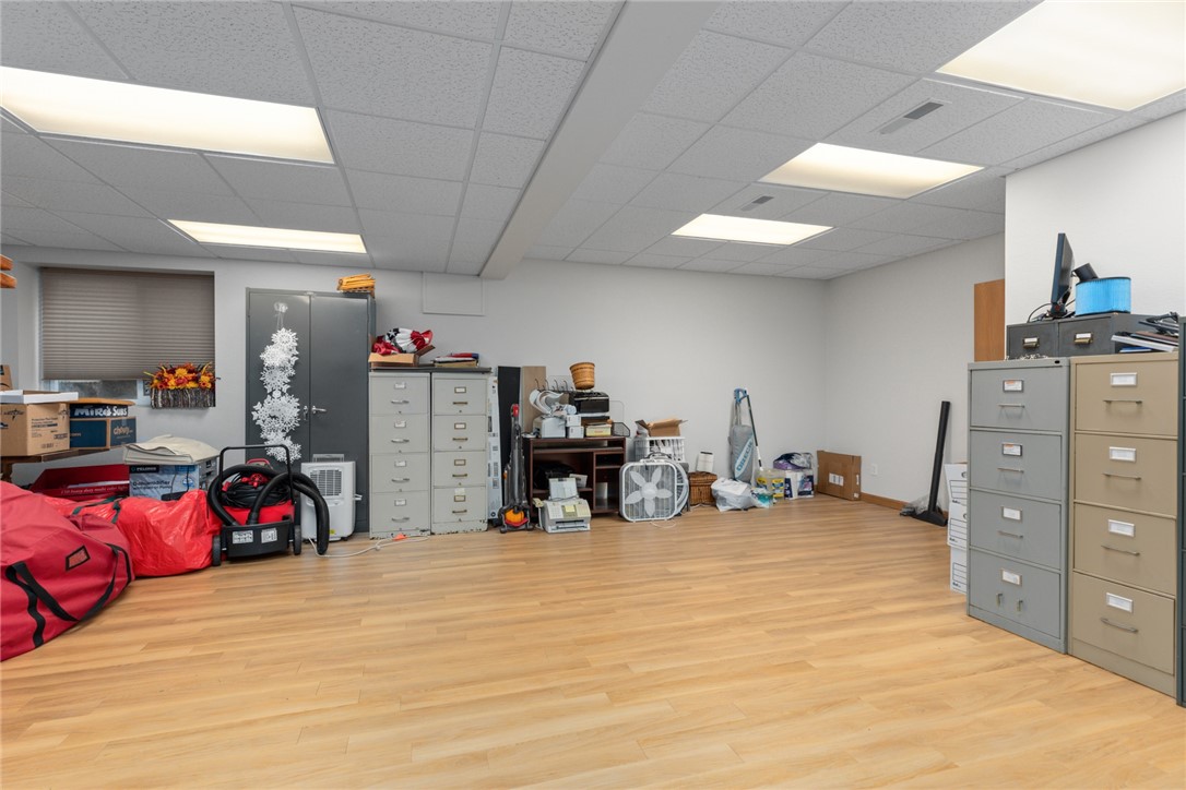 115 W Section Avenue Property Photo 37