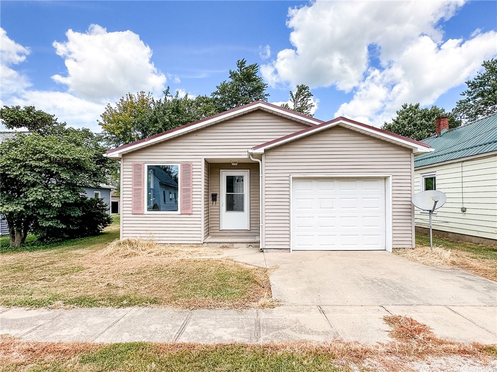 421 W Carroll Street Property Photo 1