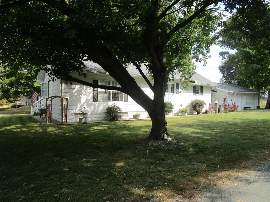 1101 E 2nd Street Property Photo 1