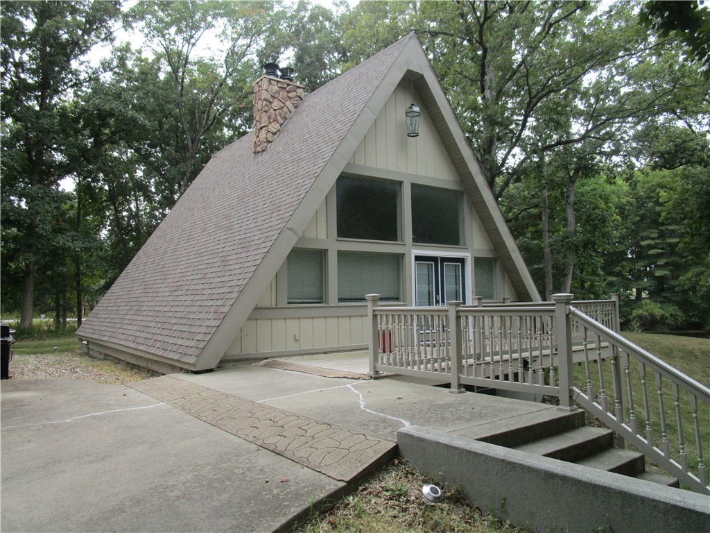 90 Beyers Lake Road Property Photo 1