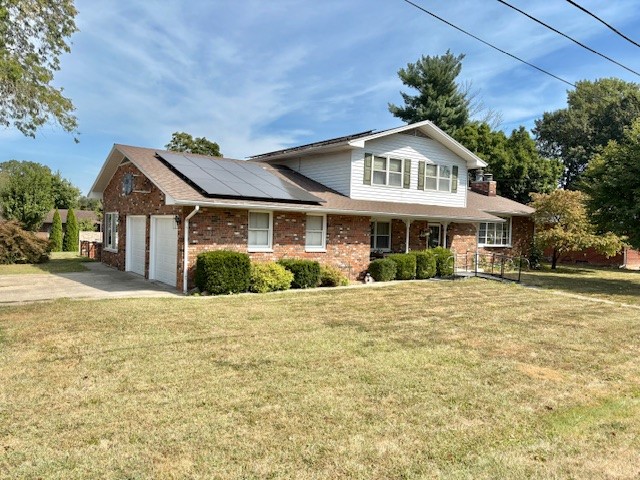 702 E North Avenue Property Photo 1