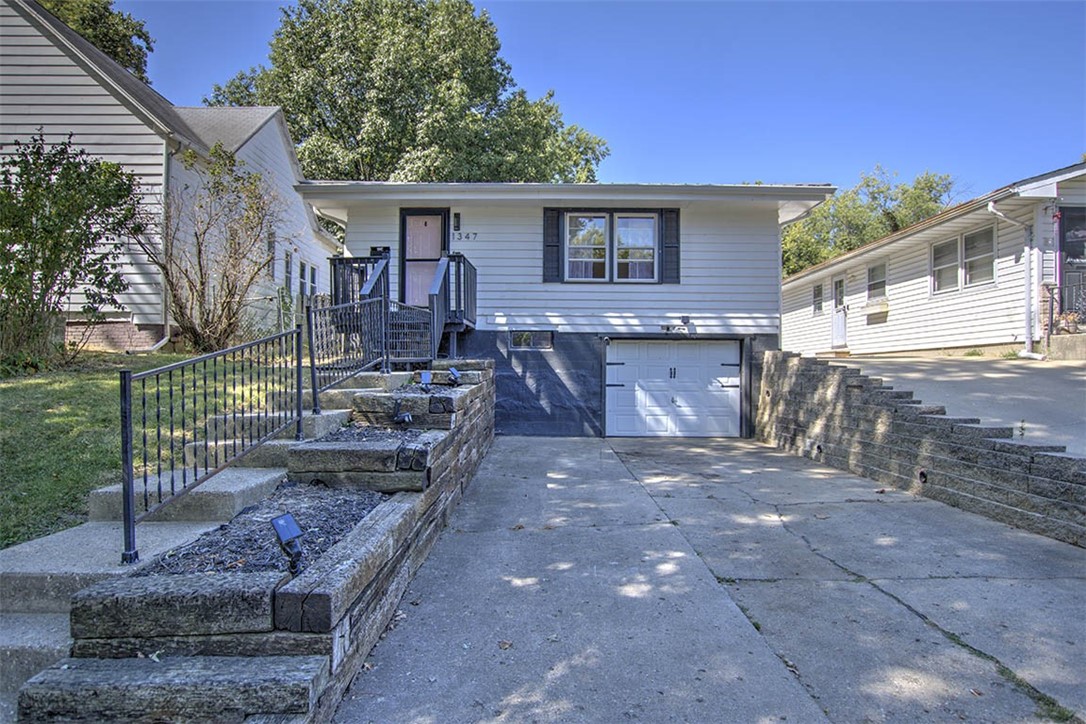 1347 Maffit Street Property Photo 1