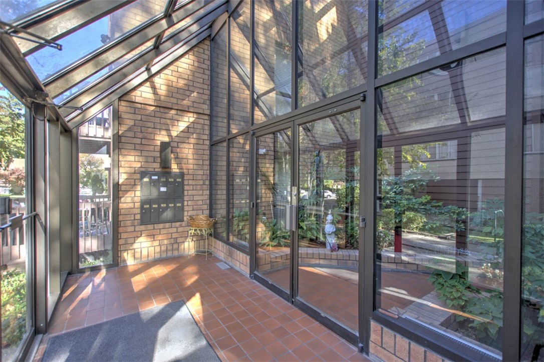 717 W Prairie Avenue 2 Property Photo 30