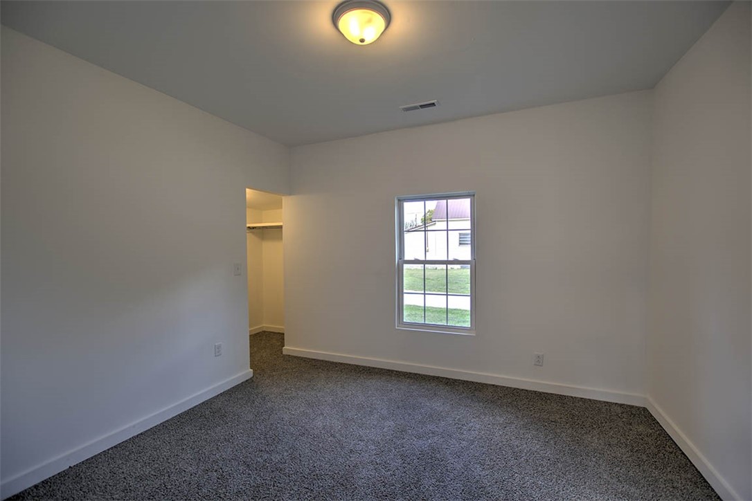 350 Main Street Property Photo 12