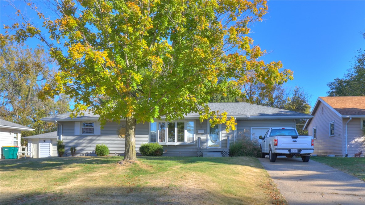 30 Sandcreek Drive Property Photo 1