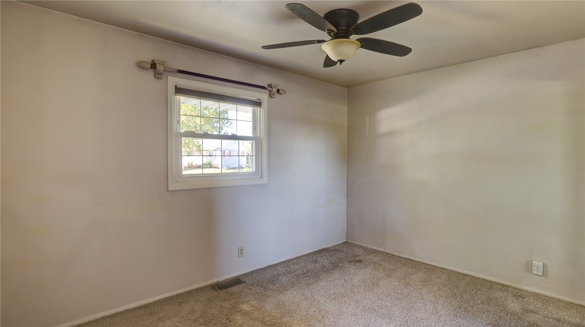 30 Sandcreek Drive Property Photo 24