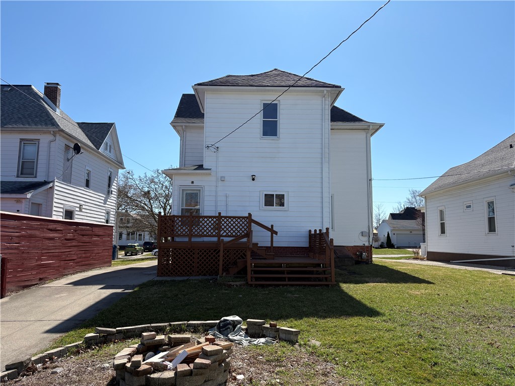 614 E Washington Street Property Photo 2