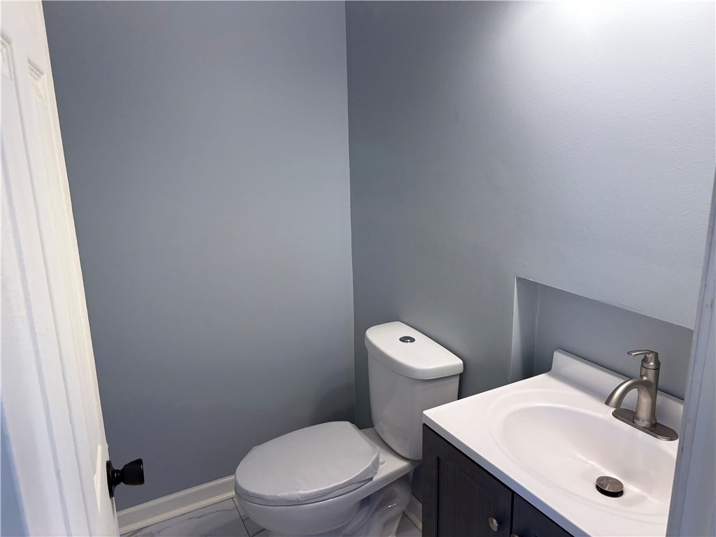 614 E Washington Street Property Photo 12