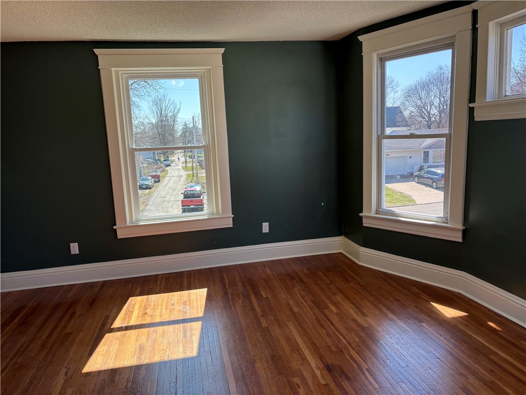 614 E Washington Street Property Photo 27