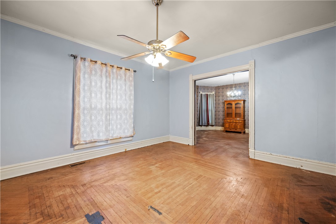 302 E Court Street Property Photo 11