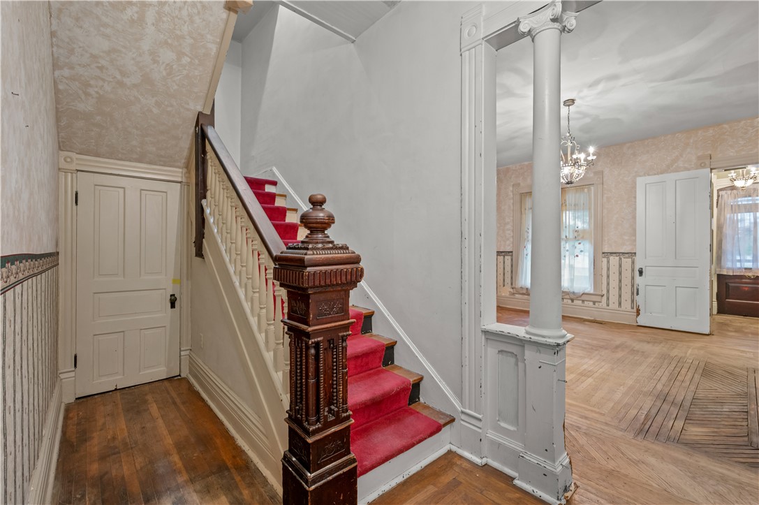 302 E Court Street Property Photo 16