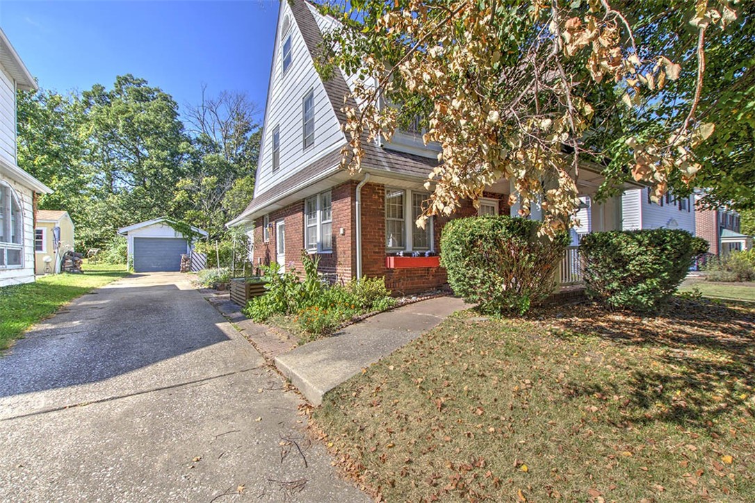 435 N Summit Avenue Property Photo