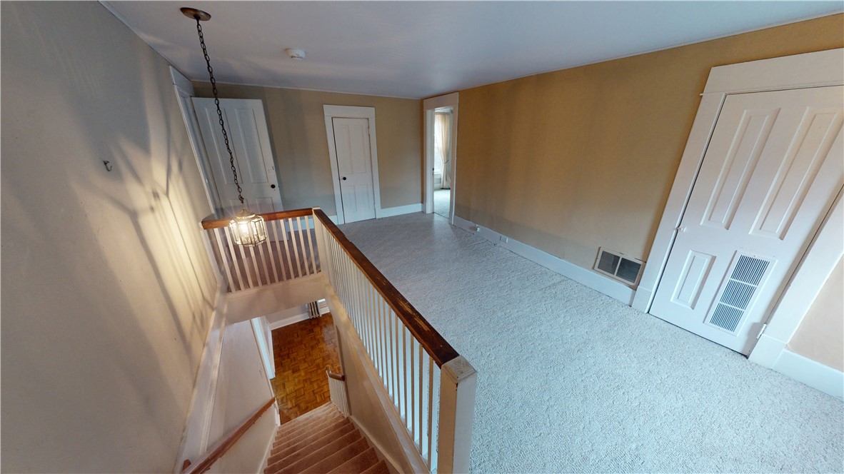 207 North Street Property Photo 25