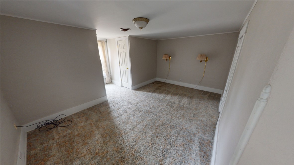 207 North Street Property Photo 27