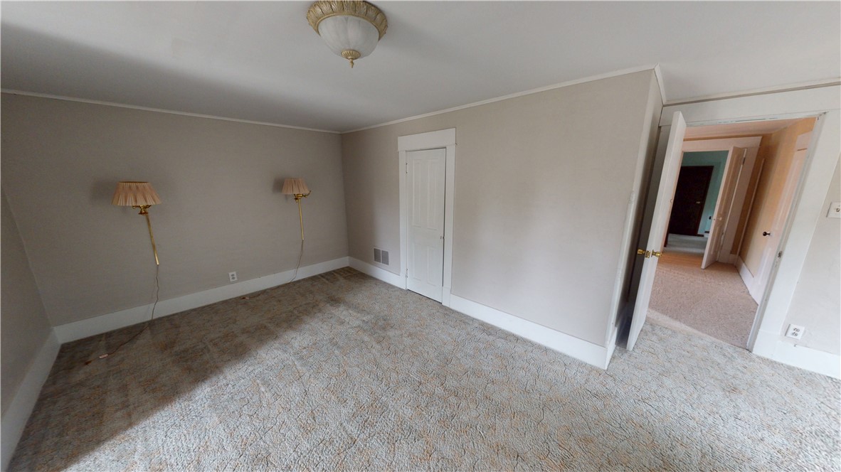 207 North Street Property Photo 28