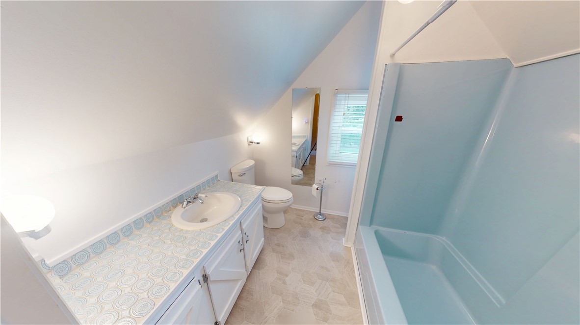 207 North Street Property Photo 30