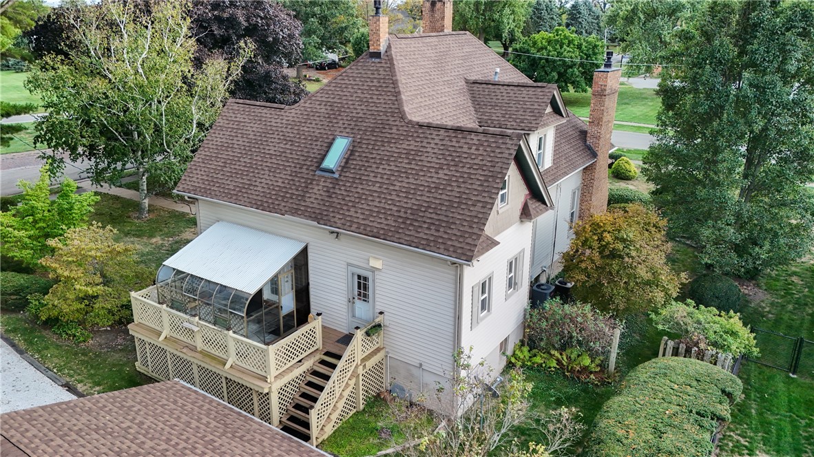 207 North Street Property Photo 35