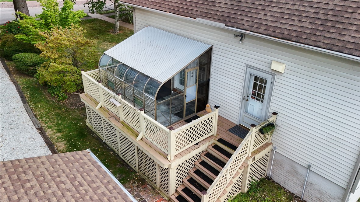 207 North Street Property Photo 36