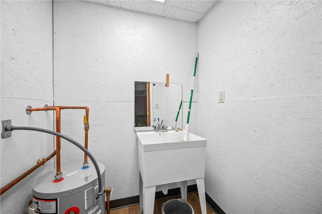1708 S Main Street 1710 Property Photo 25