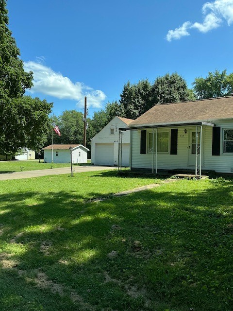 605 E North Street Property Photo 1