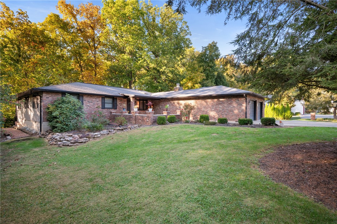 126 Edgewood Drive Property Photo 1