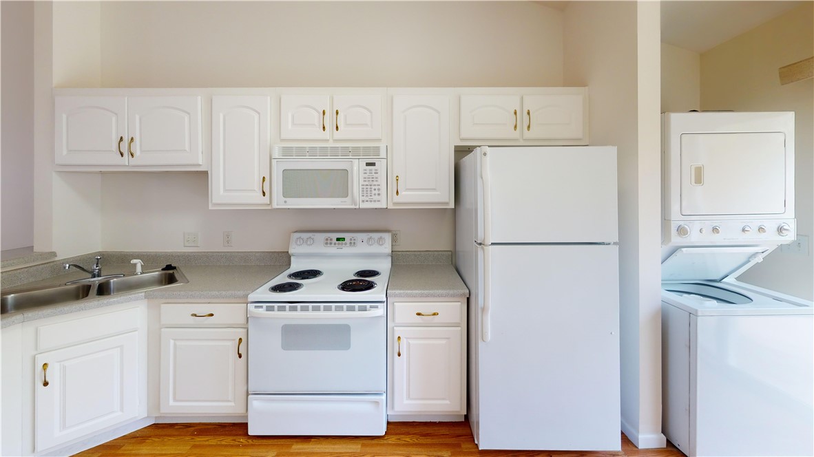 604 Spitler Park Plaza Drive Property Photo 2