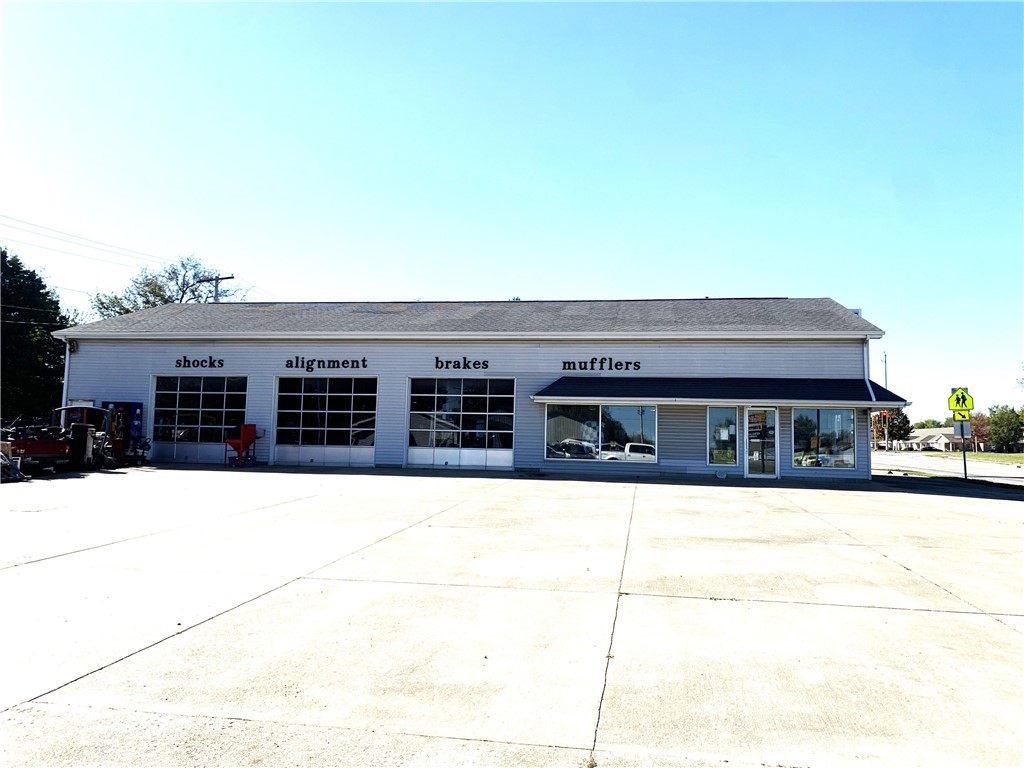 709 E Jackson Street Property Photo 1