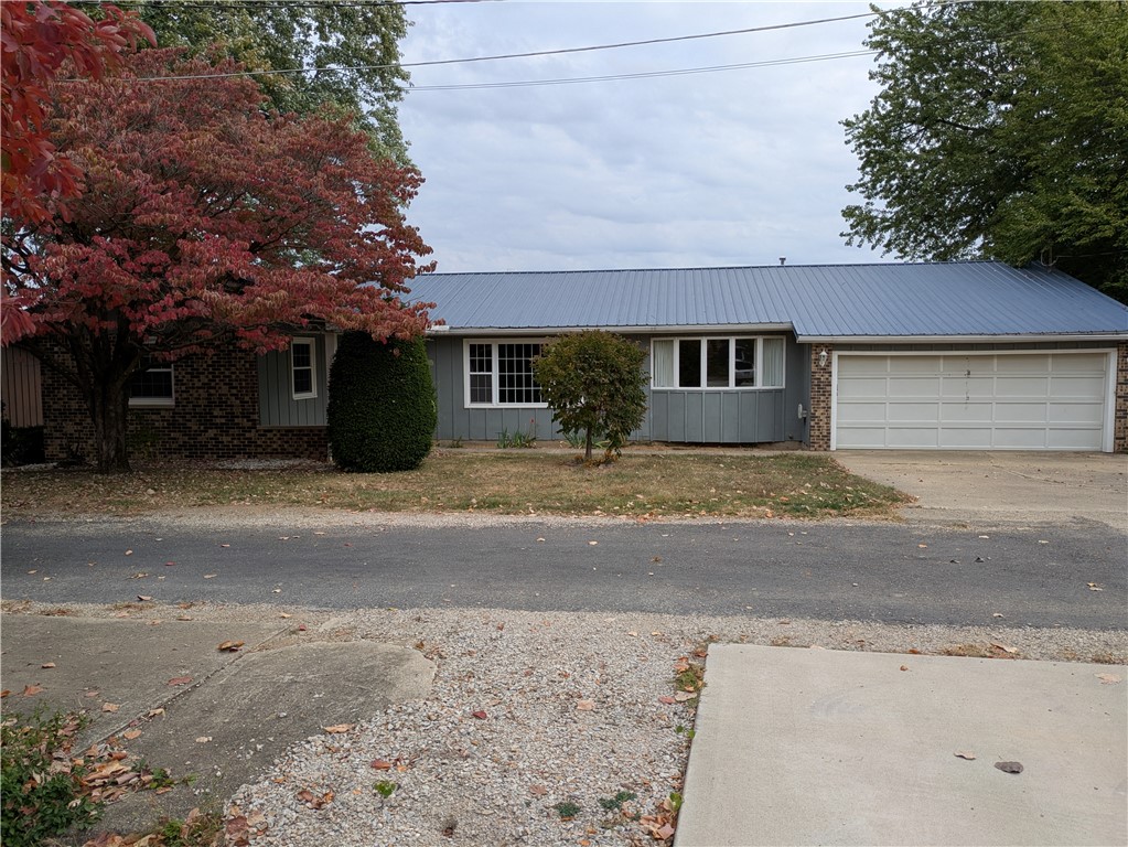 205 Sycamore Road Property Photo 1