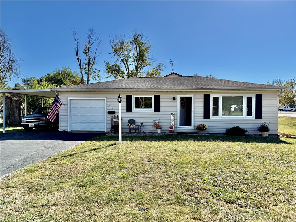 3215 E Fulton Avenue Property Photo